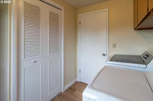 240 Blands Ln, Roseburg, OR 97471 - Photo 13