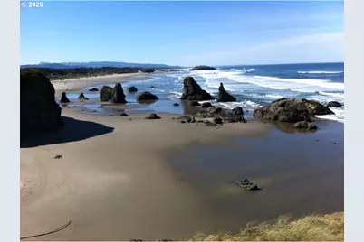2653 Franklin Ave SW, Bandon, OR 97411 - Photo 15