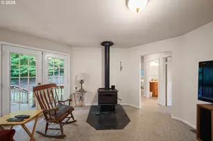 140 Golden Dr, Scottsburg, OR 97473 - Photo 27