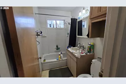 4688 SE Harrison St, Milwaukie, OR 97222 - Photo 13