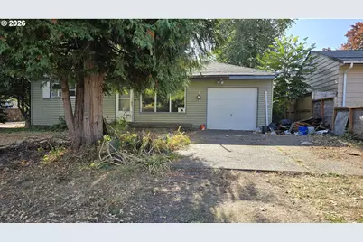 4688 SE Harrison St, Milwaukie, OR 97222 - Photo 3