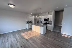 366 SE Shetterly Dr, Dallas, OR 97338 - Photo 15