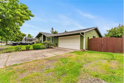 1735 Rainbow Dr, Springfield, OR 97477 - Photo 13