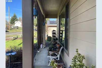 408 SW Oak St, Willamina, OR 97396 - Photo 3