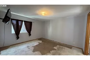 445 7th St, Fossil, OR 97830 - Photo 13