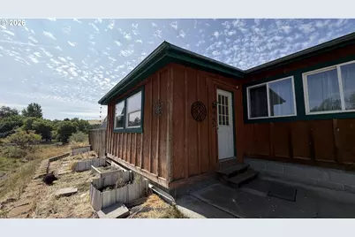 445 7th St, Fossil, OR 97830 - Photo 19