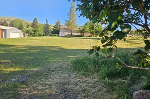 445 7th St, Fossil, OR 97830 - Photo 3