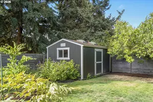 6345 NE 35th Pl, Portland, OR 97211 - Photo 33