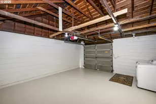 6345 NE 35th Pl, Portland, OR 97211 - Photo 23