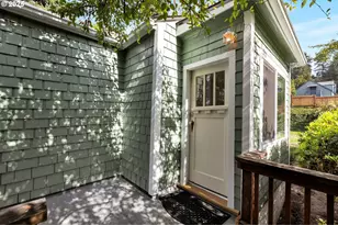 9224 SW 26th Ave, Portland, OR 97219 - Photo 25