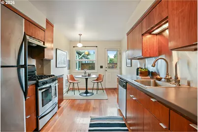 1005 NE Emerson St, Portland, OR 97211 - Photo 17