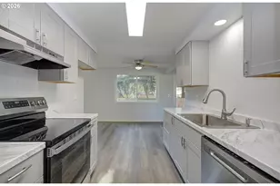 9215 NE 21st St, Vancouver, WA 98664 - Photo 5