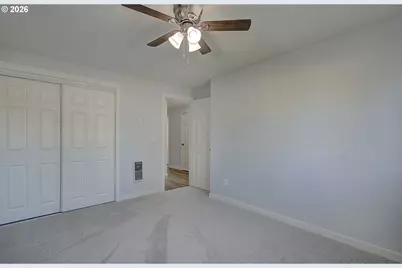 9215 NE 21st St, Vancouver, WA 98664 - Photo 15