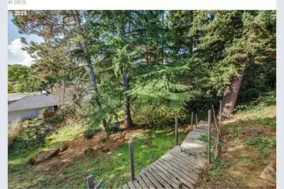 1460 Cornell Ave, Gladstone, OR 97027 - Photo 35