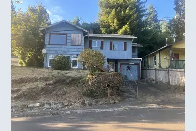 340 SE 3rd St, Toledo, OR 97391 - Photo 1