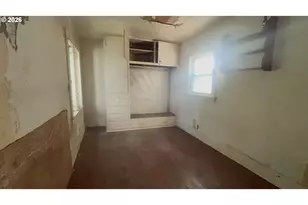340 SE 3rd St, Toledo, OR 97391 - Photo 13