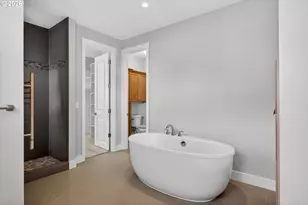 32092 SW Willamette Way, Wilsonville, OR 97070 - Photo 21