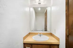 616 S 71st St, Springfield, OR 97478 - Photo 11