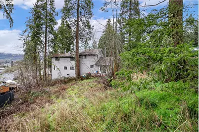 616 S 71st St, Springfield, OR 97478 - Photo 15