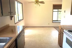 616 S 71st St, Springfield, OR 97478 - Photo 7