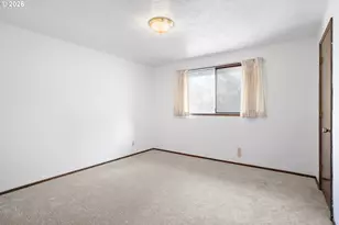 616 S 71st St, Springfield, OR 97478 - Photo 15