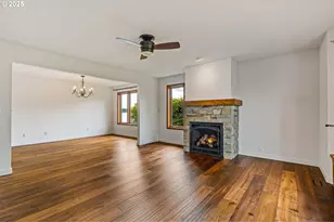 954 S A St, Washougal, WA 98671 - Photo 7