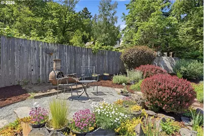 4619 SE Powell Butte Pkwy, Portland, OR 97236 - Photo 29