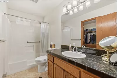 4619 SE Powell Butte Pkwy, Portland, OR 97236 - Photo 23