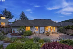 4619 SE Powell Butte Pkwy, Portland, OR 97236 - Photo 35