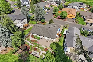 4619 SE Powell Butte Pkwy, Portland, OR 97236 - Photo 37