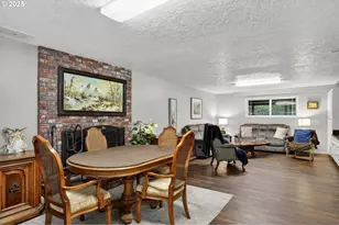 6635 SE Doncaster Dr, Gladstone, OR 97027 - Photo 23