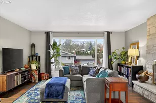 6635 SE Doncaster Dr, Gladstone, OR 97027 - Photo 5