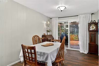 6635 SE Doncaster Dr, Gladstone, OR 97027 - Photo 7