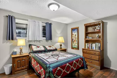 6635 SE Doncaster Dr, Gladstone, OR 97027 - Photo 25