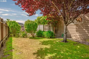 2925 Knott Terrace, Coos Bay, OR 97420 - Photo 17