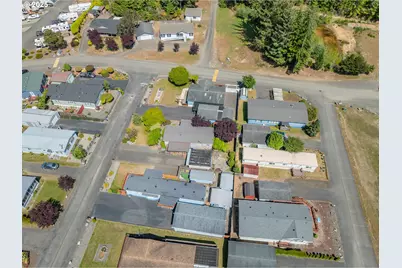 2925 Knott Ter, Coos Bay, OR 97420 - Photo 39