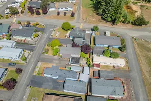 2925 Knott Terrace, Coos Bay, OR 97420 - Photo 39