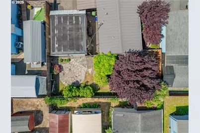 2925 Knott Ter, Coos Bay, OR 97420 - Photo 41