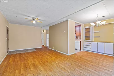 2925 Knott Ter, Coos Bay, OR 97420 - Photo 11