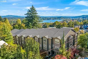 4642 SW Condor Ave, Portland, OR 97239 - Photo 35
