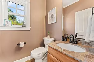 4642 SW Condor Ave, Portland, OR 97239 - Photo 17