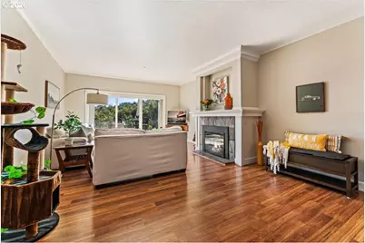 4642 SW Condor Ave #2, Portland, OR 97239 - Photo 5