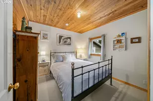 207 E Van Buren St, Cannon Beach, OR 97110 - Photo 29