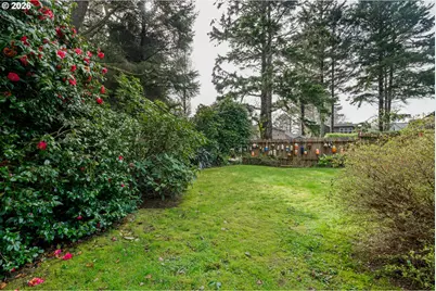 207 E Van Buren St, Cannon Beach, OR 97110 - Photo 39