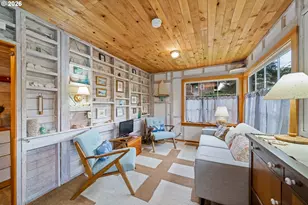 207 E Van Buren St, Cannon Beach, OR 97110 - Photo 7