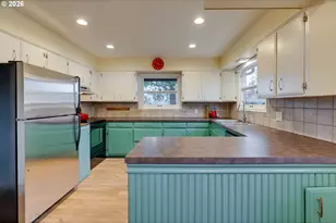 12657 SE 25th Ave, Milwaukie, OR 97222 - Photo 9