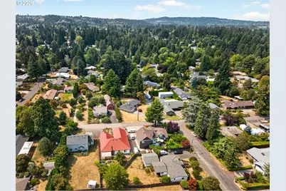 13435 SW 107th Ave, Tigard, OR 97223 - Photo 33