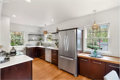 2966 NW Cornell Rd, Portland, OR 97210 - Photo 17