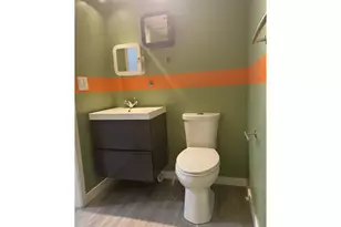 533 NE Holladay St, Portland, OR 97232 - Photo 11