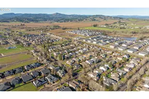 2296 NW Mahala Way, McMinnville, OR 97128 - Photo 37